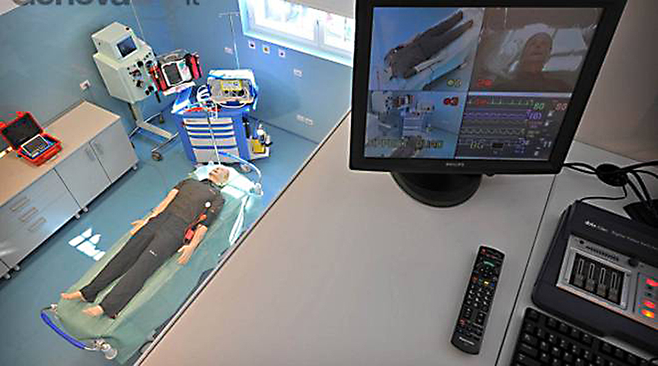 20 Sep 2011 – EMAC su Genova24.it: “Genova, la fantascienza entra in sala operatoria: il paziente è un manichino”